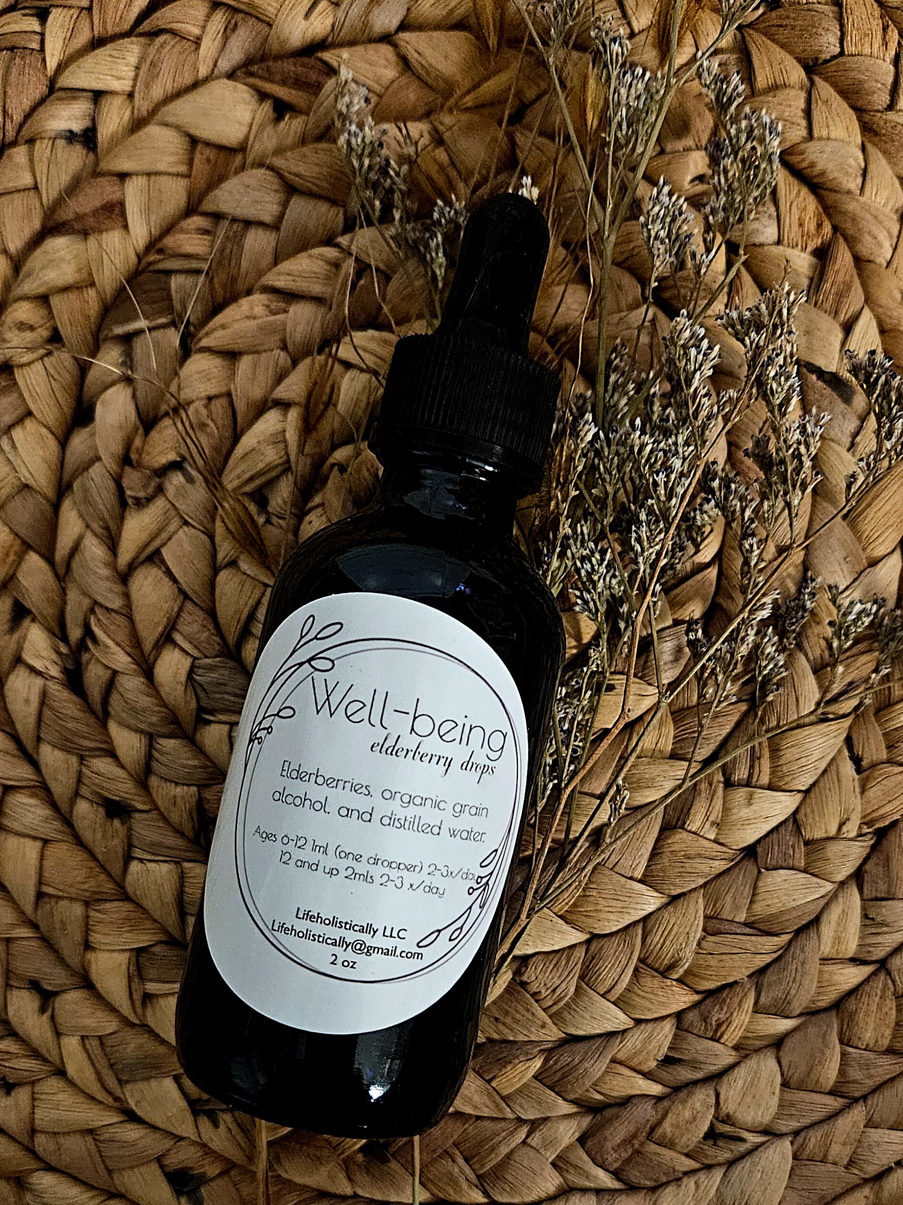 Premium Elderberry Drops made with organic elderberries. A flavorful herbal tincture crafted to support a nourishing daily wellness ritual.